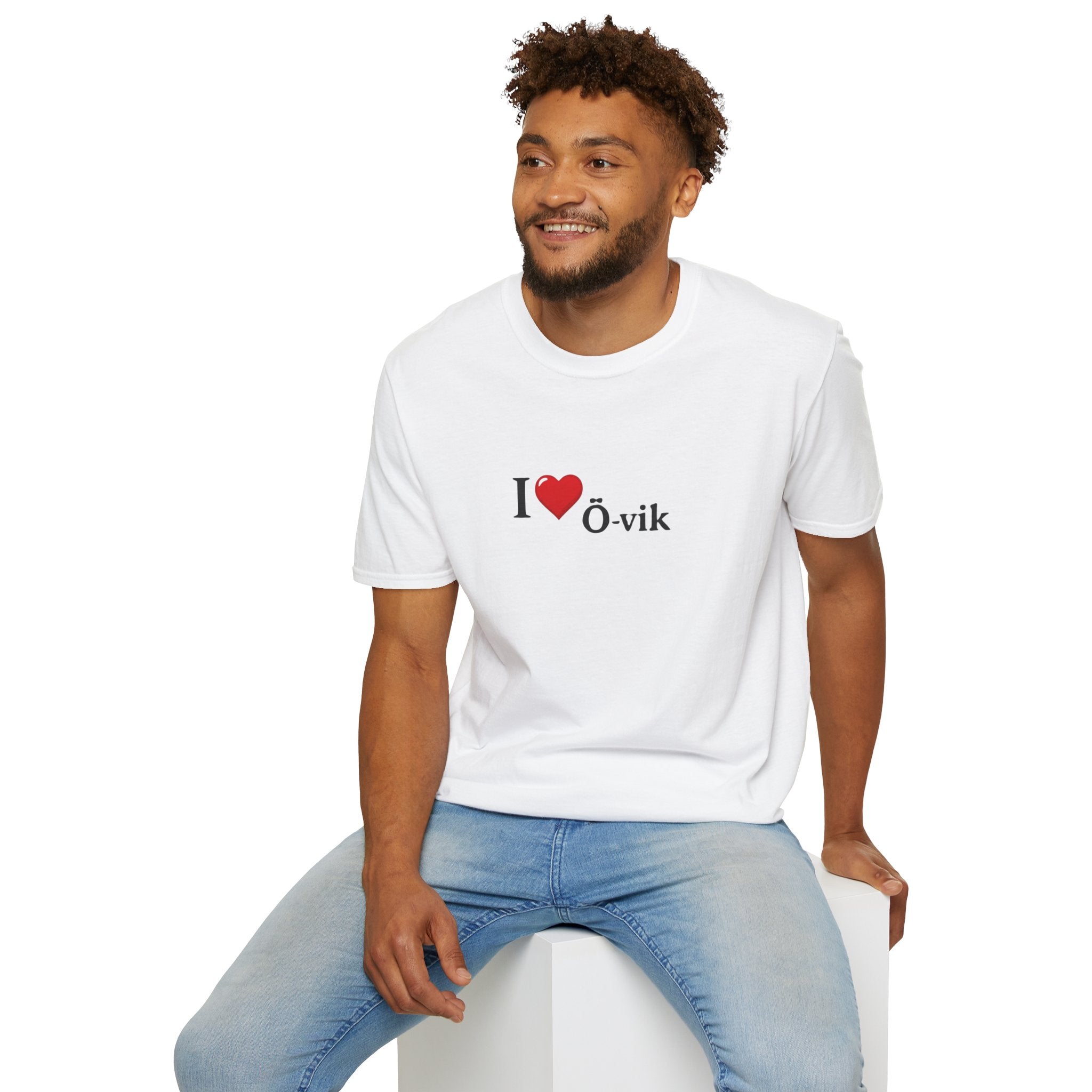 I love Ö-vik T-Shirt