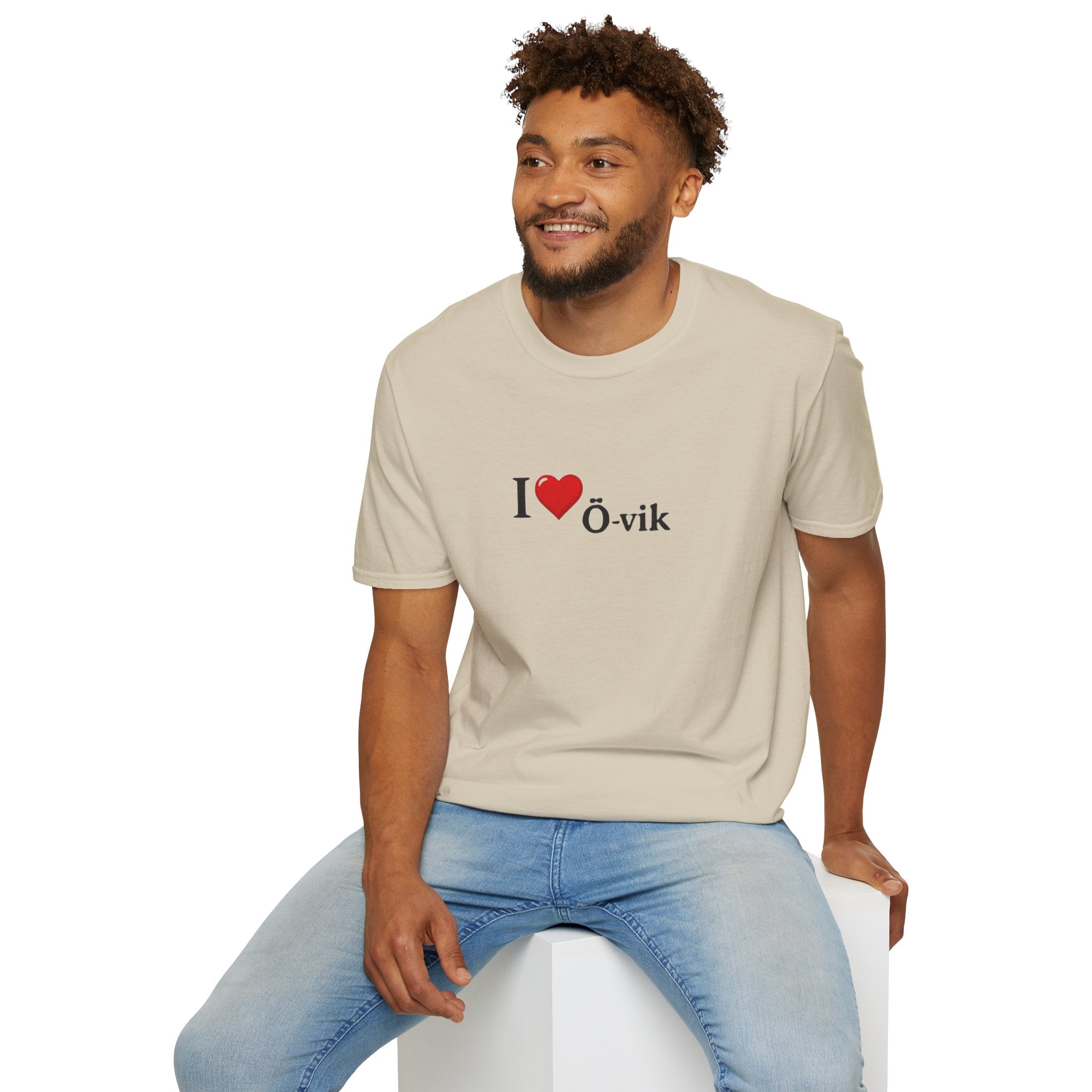 I love Ö-vik T-Shirt